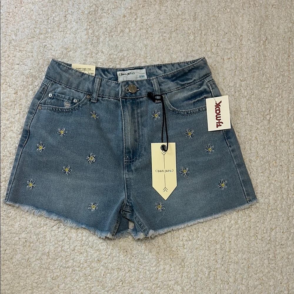 NWT Ban Jara Embroidered Denim Shorts 3/25